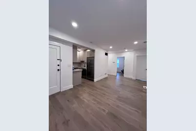 6508 N Richmond Street #1B, Chicago, IL 60645 - Photo 7
