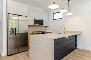 3327 W Division St, Chicago, IL 60651 - Photo 5