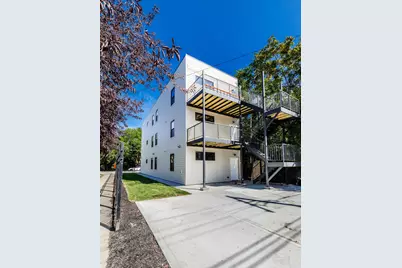 3327 W Division Street #1, Chicago, IL 60651 - Photo 25