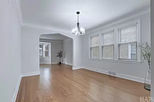 3246 N Newcastle Ave, Chicago, IL 60634 - Photo 7