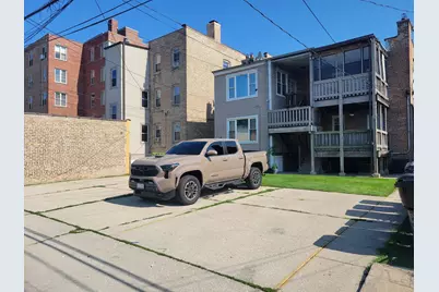 2636 W Berwyn Avenue #2E, Chicago, IL 60625 - Photo 3