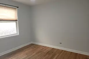 2636 W Berwyn Ave, Chicago, IL 60625 - Photo 9