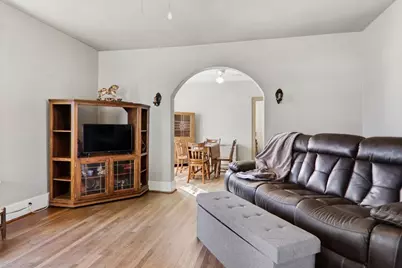 1102-1104 W Mill Street, Bloomington, IL 61701 - Photo 3