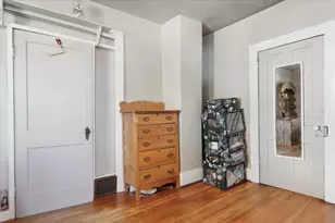 1102-1104 W Mill St, Bloomington, IL 61701 - Photo 11