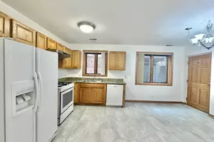 5965 N Northwest Hwy, Chicago, IL 60631 - Photo 21