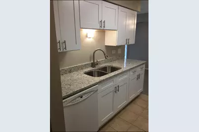 2612 Pirates Cove Cove #2, Schaumburg, IL 60173 - Photo 3