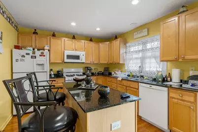 821 N Harlem Avenue, Oak Park, IL 60302 - Photo 7