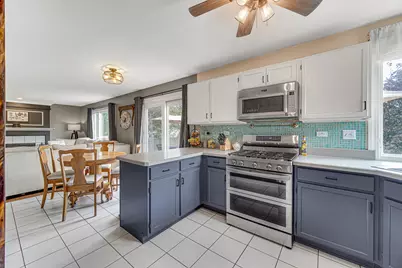 1121 Millcreek Lane, Algonquin, IL 60102 - Photo 5