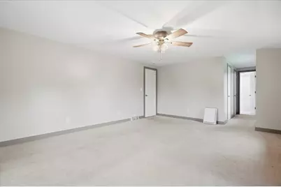 37860 N Metropolitan Avenue, Beach Park, IL 60087 - Photo 29