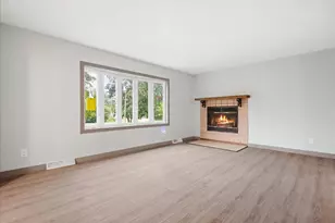 37860 N Metropolitan Ave, Beach Park, IL 60087 - Photo 7