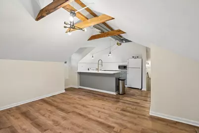 692 Cherry Avenue #B, Lake Forest, IL 60045 - Photo 9