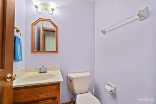 717 Queens Gate Cir, Sugar Grove, IL 60554 - Photo 11
