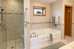 920 Parkview Ln, Des Plaines, IL 60016 - Photo 7