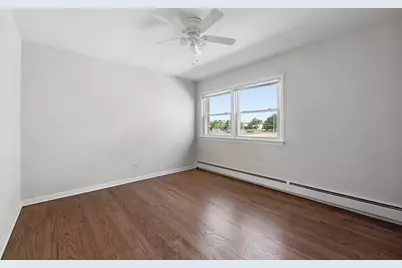 1921 S Harlem Avenue #1W, Berwyn, IL 60402 - Photo 9
