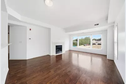 125 Lakeview Drive #207, Bloomingdale, IL 60108 - Photo 7