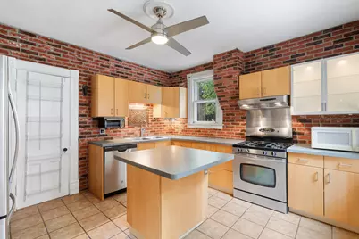 446 W Park Avenue, Aurora, IL 60506 - Photo 7