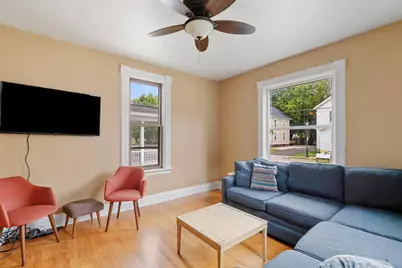 446 W Park Avenue, Aurora, IL 60506 - Photo 3