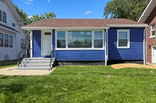 353 W 15th Pl, Chicago Heights, IL 60411 - Photo 1