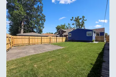 353 W 15th Place, Chicago Heights, IL 60411 - Photo 3