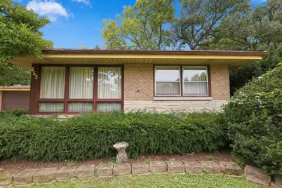853 Edgewater Drive, Naperville, IL 60540 - Photo 5