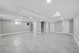 11025 S Avenue O, Chicago, IL 60617 - Photo 15