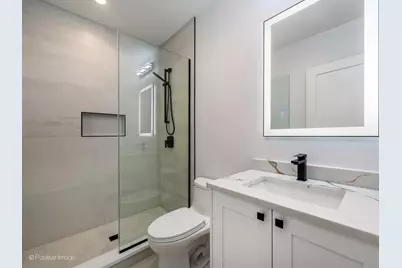 3721 N Kenmore Avenue #1, Chicago, IL 60613 - Photo 13