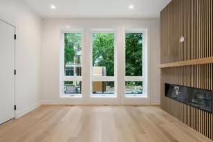 3721 N Kenmore Ave, Chicago, IL 60613 - Photo 3