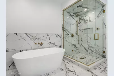 3721 N Kenmore Avenue #1, Chicago, IL 60613 - Photo 17