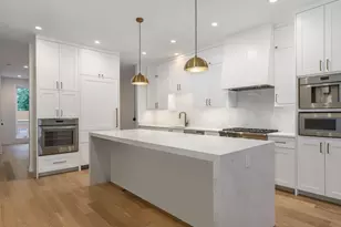 3721 N Kenmore Ave, Chicago, IL 60613 - Photo 5