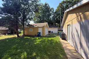 726 N Church St, Princeton, IL 61356 - Photo 7