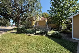 726 N Church St, Princeton, IL 61356 - Photo 5