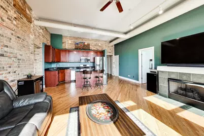 1400 N Milwaukee Avenue #305, Chicago, IL 60622 - Photo 9