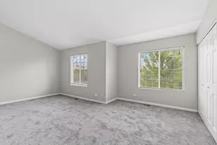 393 Lowell Dr, South Elgin, IL 60177 - Photo 13