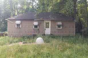 1005 Willard Ave, Rockford, IL 61101 - Photo 1