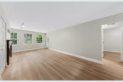 301A W Goethe Street #201, Chicago, IL 60610 - Photo 7
