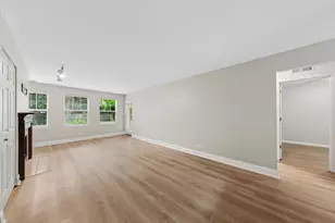 301A W Goethe St, Chicago, IL 60610 - Photo 7