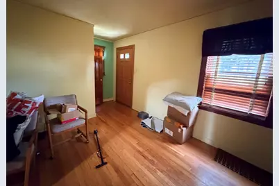 5329 S Mason Avenue, Chicago, IL 60638 - Photo 3
