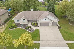 26142 W Highland Dr, Channahon, IL 60410 - Photo 1