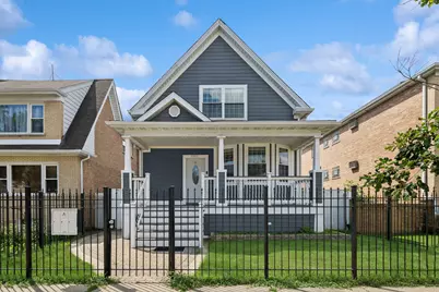 5351 W Foster Avenue, Chicago, IL 60630 - Photo 1