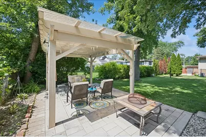 1746 Richfield Avenue, Highland Park, IL 60035 - Photo 17