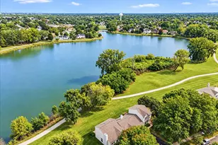 1307 Seabury Cir, Carol Stream, IL 60188 - Photo 17