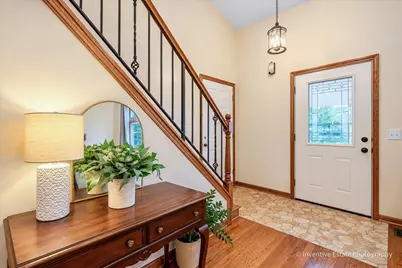 1307 Seabury Circle, Carol Stream, IL 60188 - Photo 3