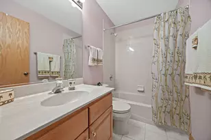 2012 Clover Ln, Woodridge, IL 60517 - Photo 29