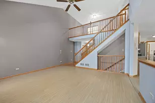 2012 Clover Ln, Woodridge, IL 60517 - Photo 7