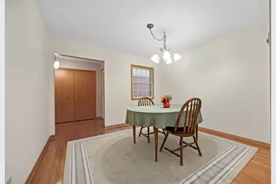 2012 Clover Lane #2012, Woodridge, IL 60517 - Photo 17