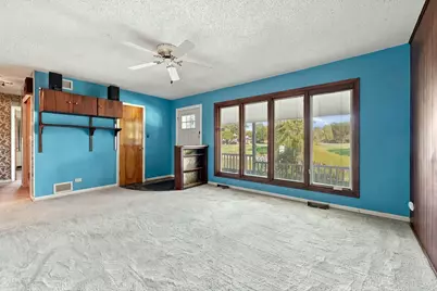 760 Crest Avenue, Elk Grove Village, IL 60007 - Photo 7