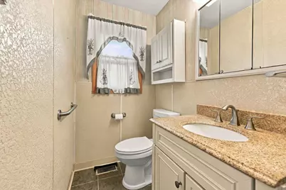 760 Crest Avenue, Elk Grove Village, IL 60007 - Photo 21