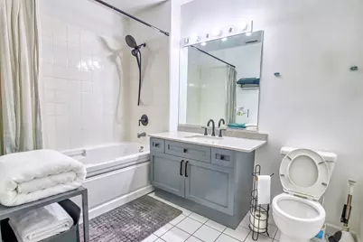 4050 N Lincoln Avenue #202, Chicago, IL 60618 - Photo 7