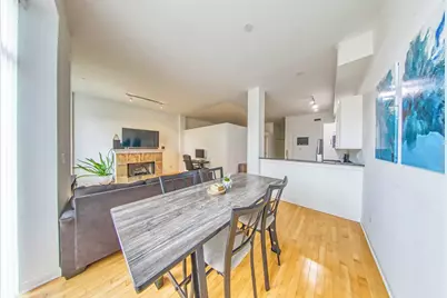 4050 N Lincoln Avenue #202, Chicago, IL 60618 - Photo 5