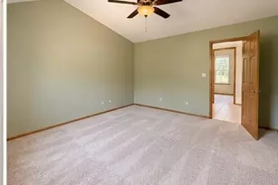 115 Seton Creek Dr, Oswego, IL 60543 - Photo 7